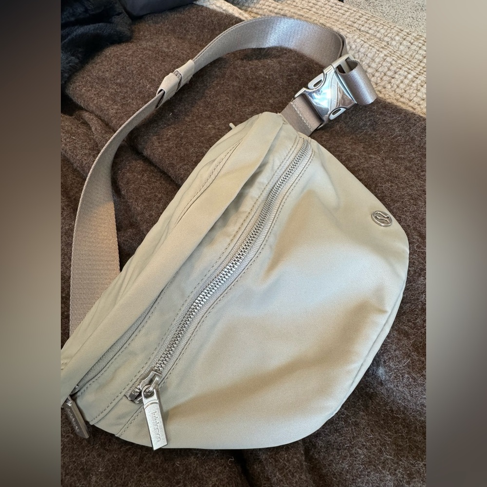 Lululemon City Adventurer 2.5L Belt Bag